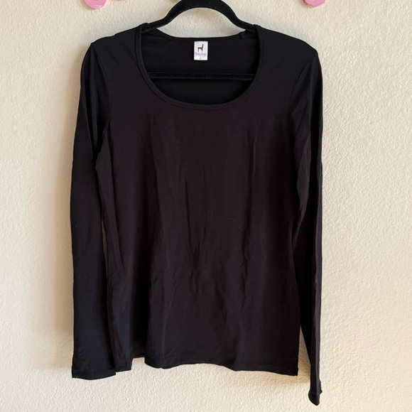 Peruvian Connection Tops - Peruvian Connection Elegant Black Long Sleeve Tee Size L